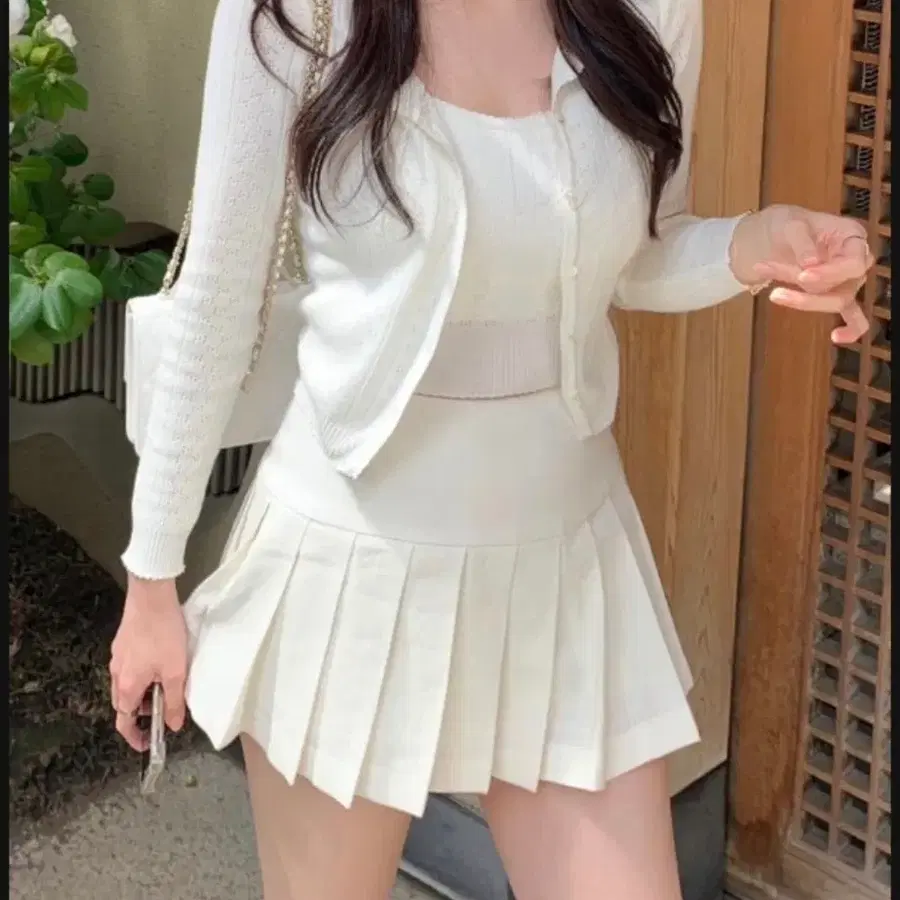 새상품) 온트 아일렛 가디건 세트 화이트