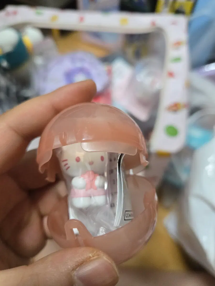 산리오 가챠 벚꽃 에디션 폼폼푸린, 헬로키티, 포차코 일괄