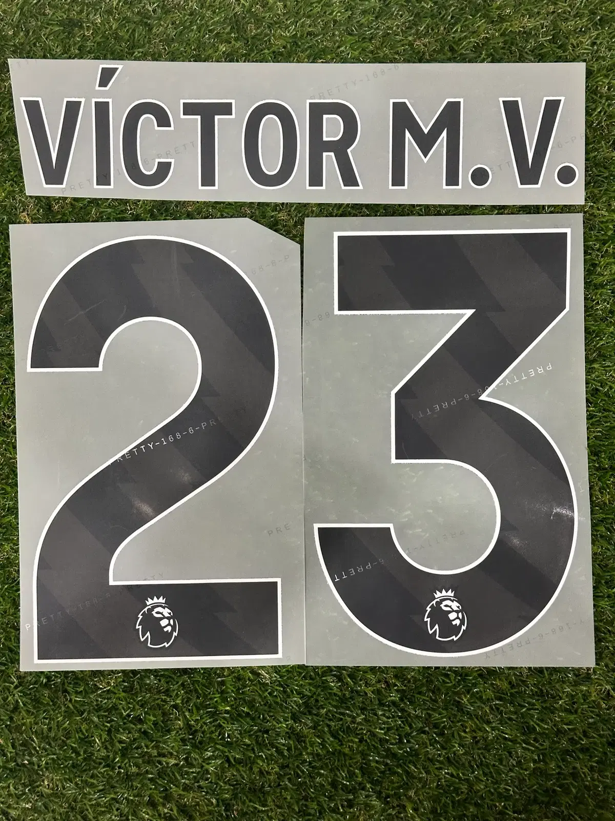 [자컷] 26-27 리버풀 어웨이 EPL 빅토르 무뇨스 VICTOR M.V. 23 유니폼 네임셋 마킹지