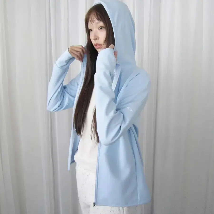 25-001 Easy Wind Hoodie - Light Blue