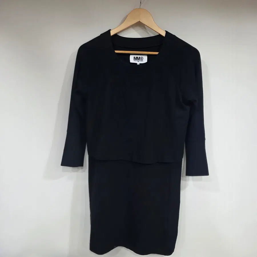MM6 메종 마르지엘라(MM6 Maison Margiela) 블랙 7부 원피스