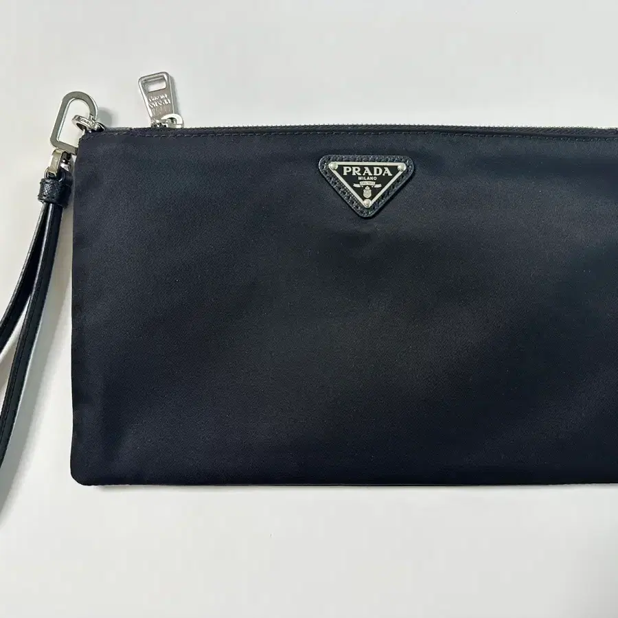 프라다 PRADA / 프라다 나일론 스트랩 파우치 블랙