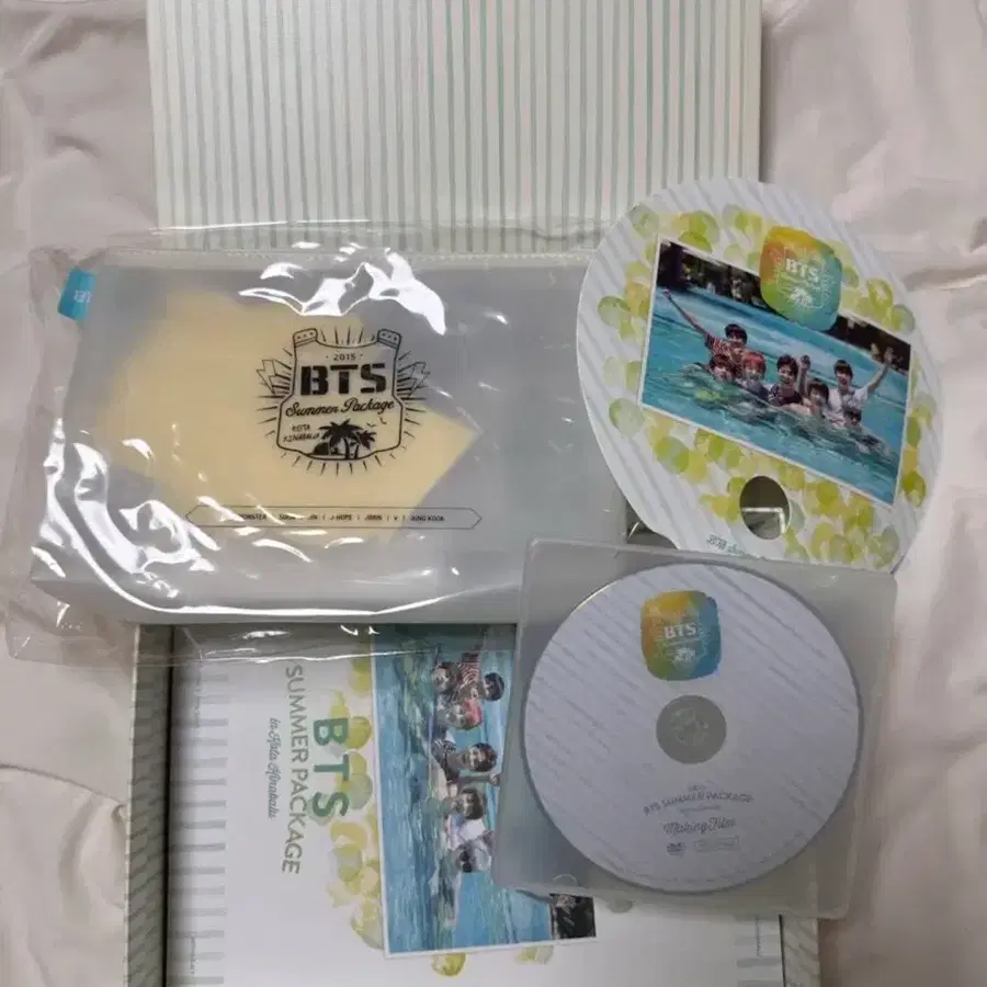 방탄 썸패 2015+포스터+특전(풀구성)