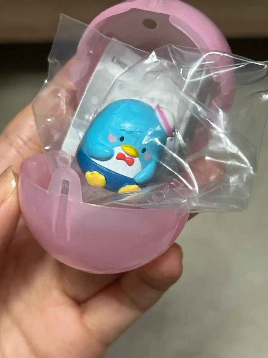 산리오 턱시도샘 피규어 펭귄 피규어