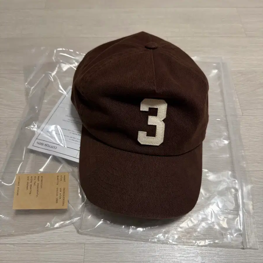 컬렉트피시스 THREE 5 PANEL CAP (BROWN)