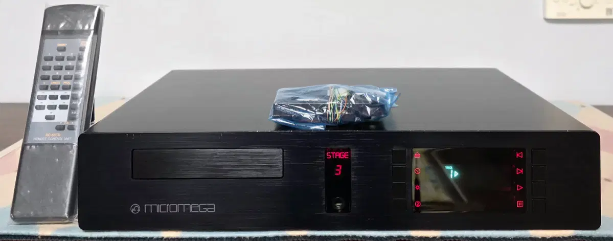 마이크로메가 CD 플래이어