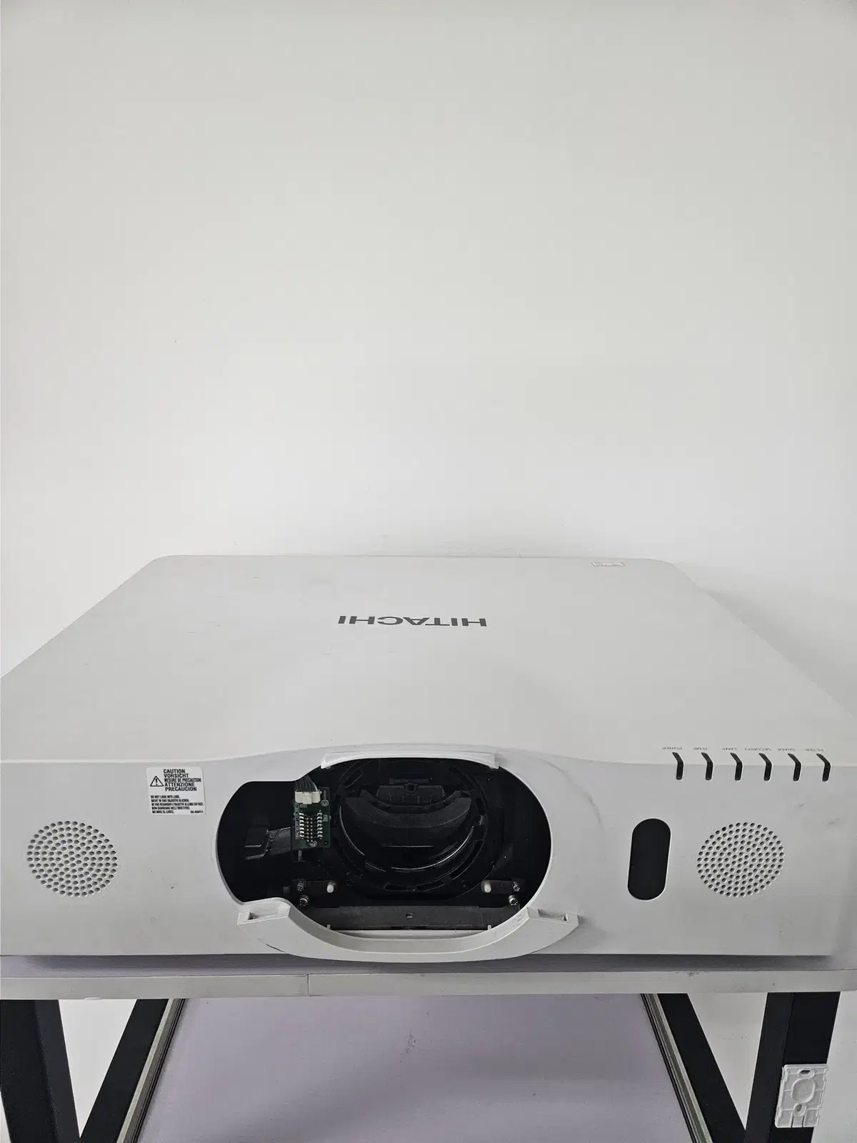 히타치 MVP-X6200 6000안시 프로젝터 판매