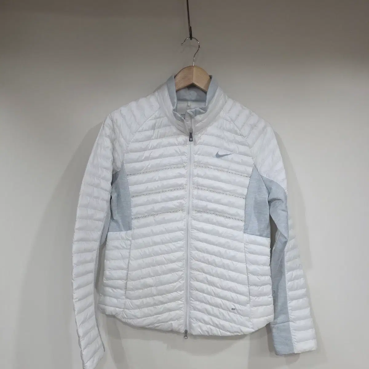 나이키 골프(NIKE GOLF) 여성용 에어로로프트 하이브리드 패딩 자켓
