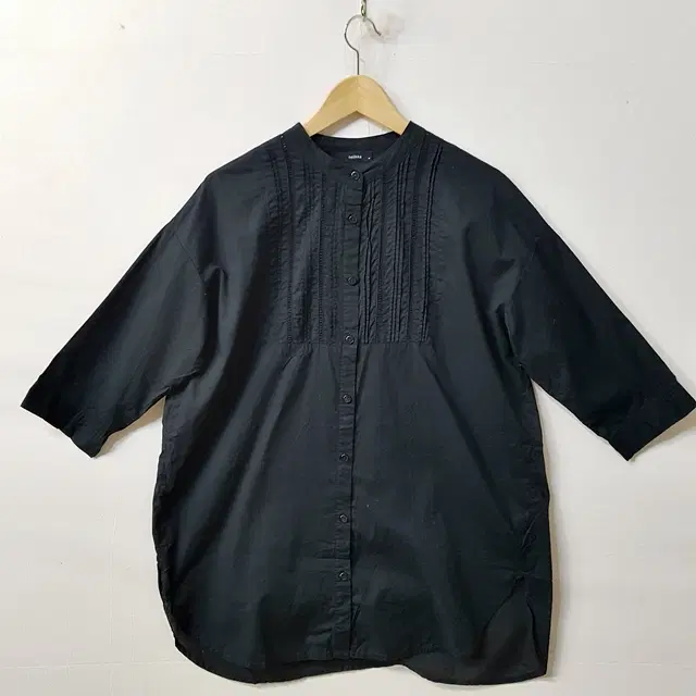 neilikka 블라우스 블랙