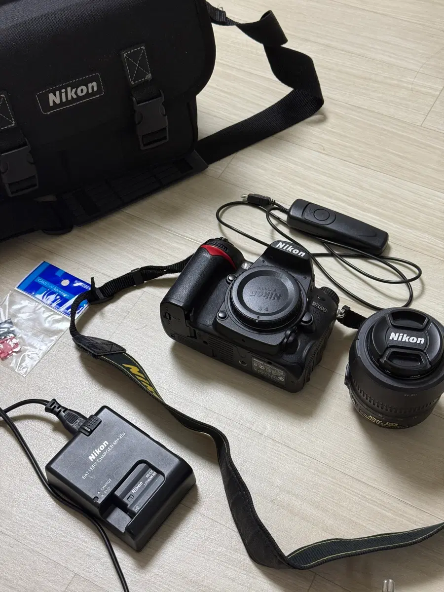 니콘 D7000 카메라 18-55 mm 렌즈 포함