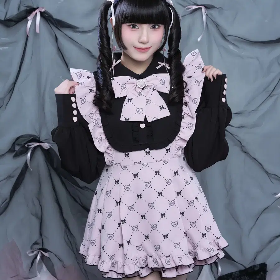 Magia Charm 마기아참 모노그램 셋업 핑크