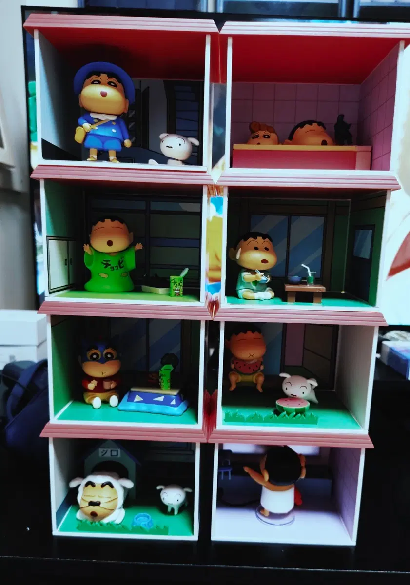 52toys 짱구 봄날의집 세트