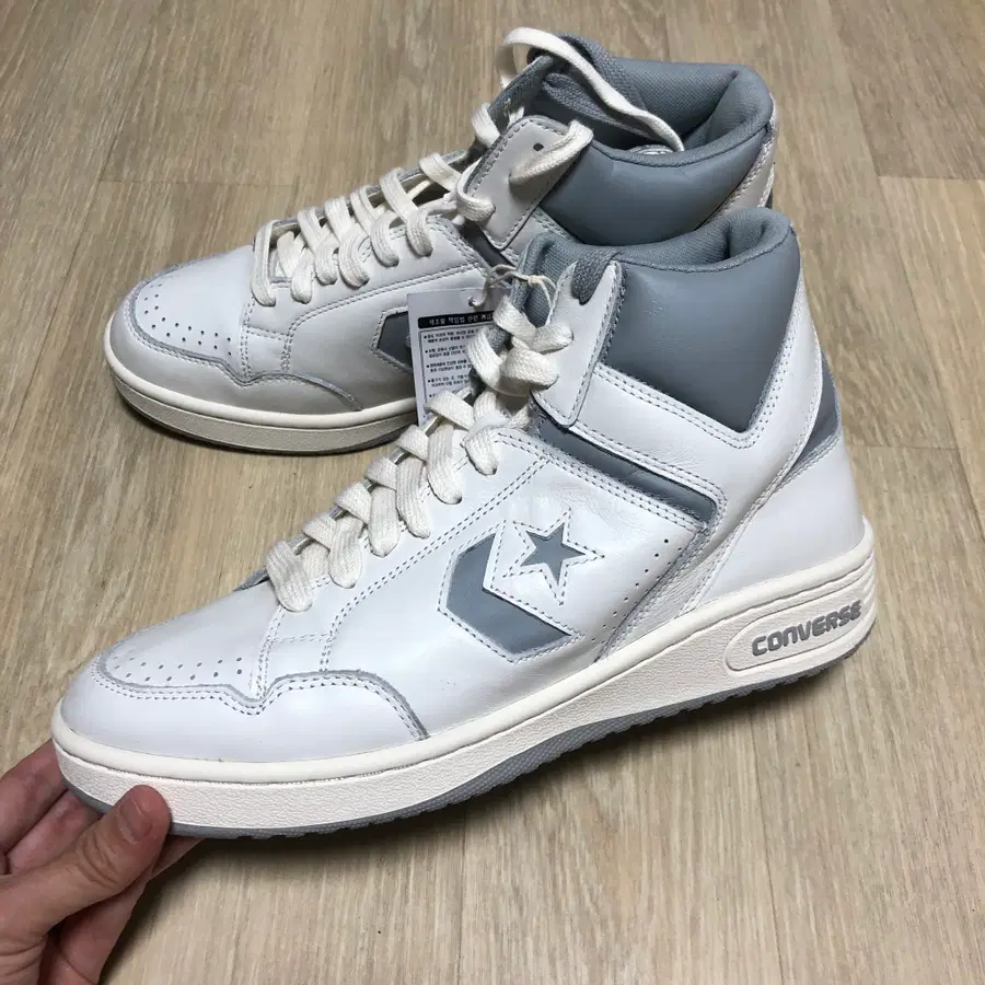 280) 새상품 컨버스 CONVERSE 웨폰 미드 빈티지 화이트 애쉬 스톤