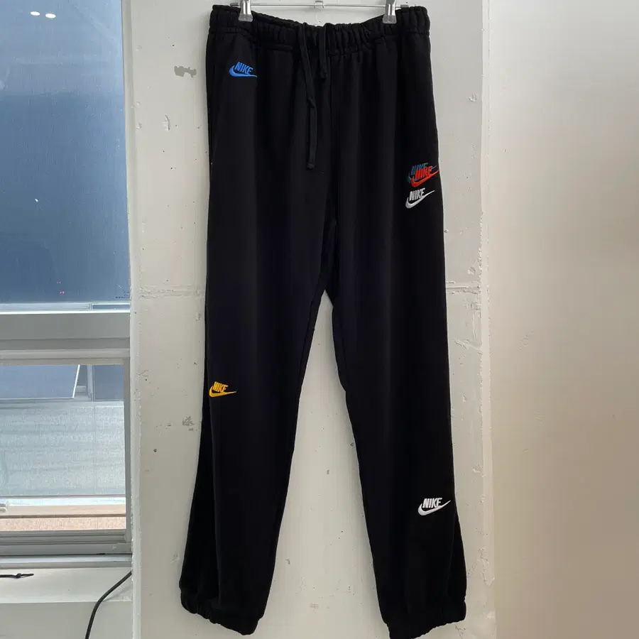 (L) 새상품 나이키 트레이닝 조거 팬츠 바지