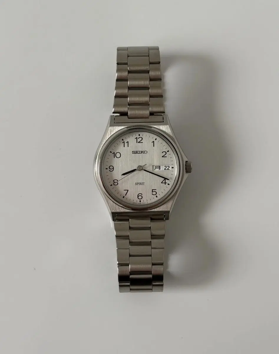 SEIKO - 1980s Chronos Arabic Index Silver Quartz (Deadstock)