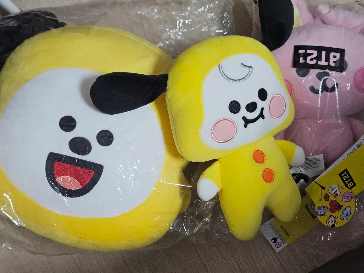 ㅅㅊㅇ) 방탄소년단 BTS 방탄 RM 진 슈가 제이홉 뷔 지민 정국 BT21 슈키 치미 쿠키 쿠션 방석 판매