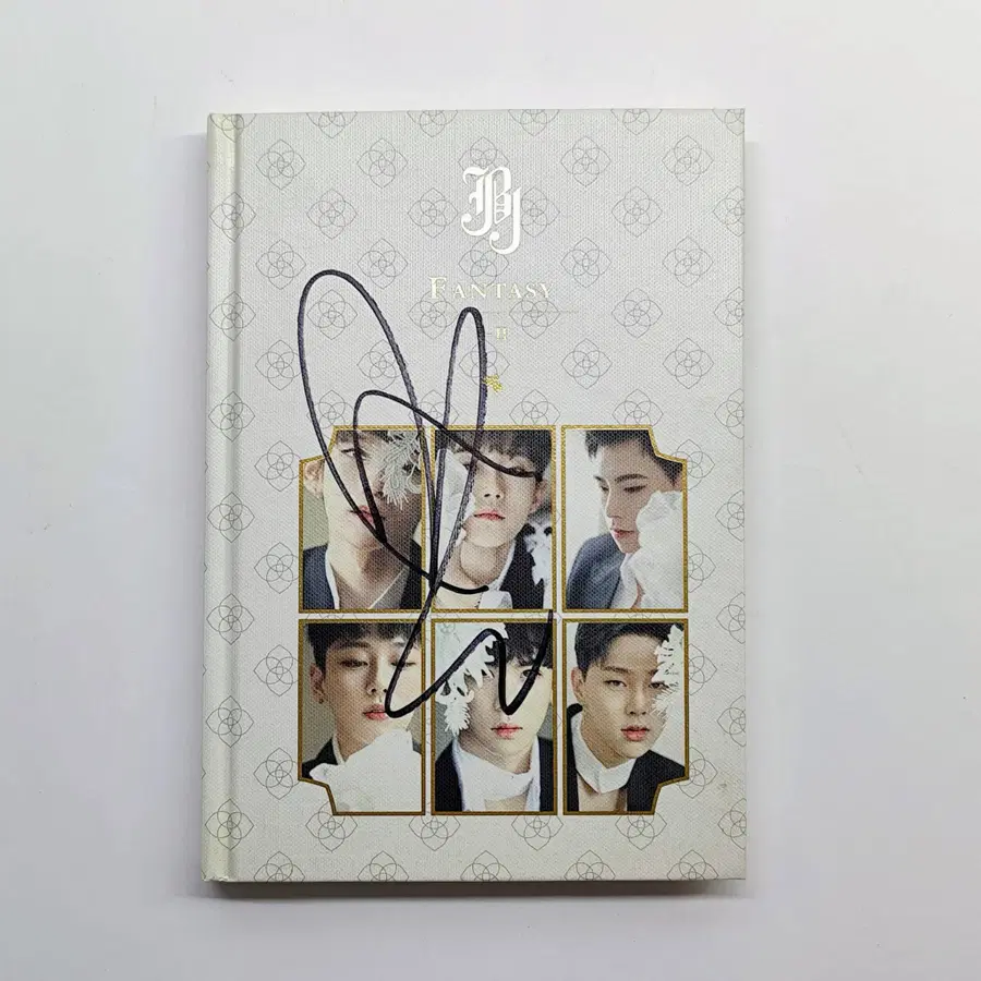 [친필사인반] JBJ 미니 1집 Fantasy (Vol 1-2) 권현빈 친필 사인 앨범