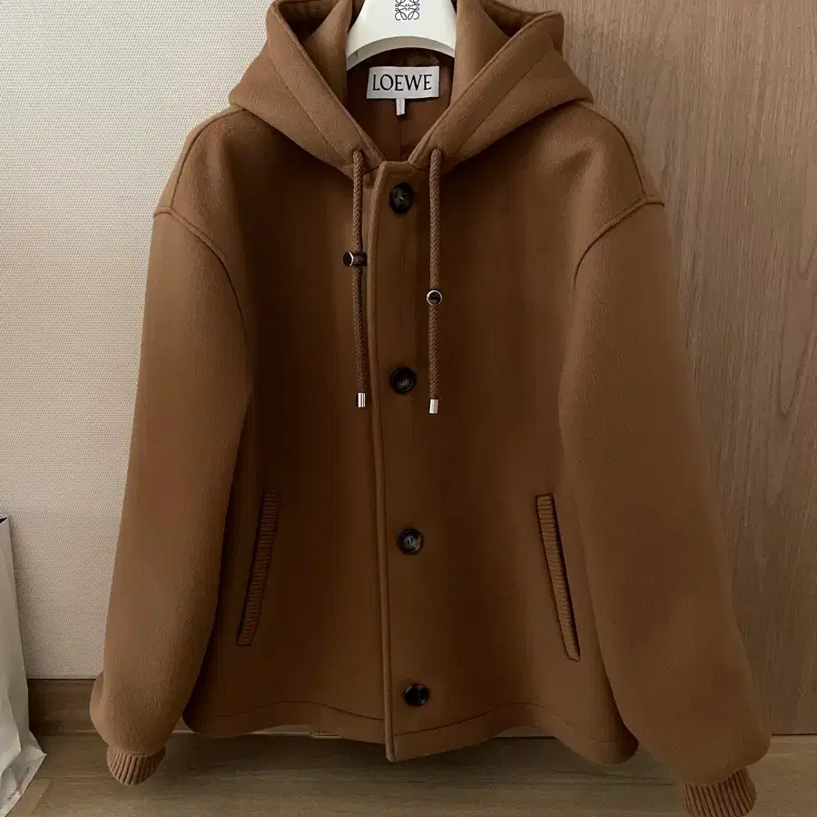 로에베 24FW 후드 자켓