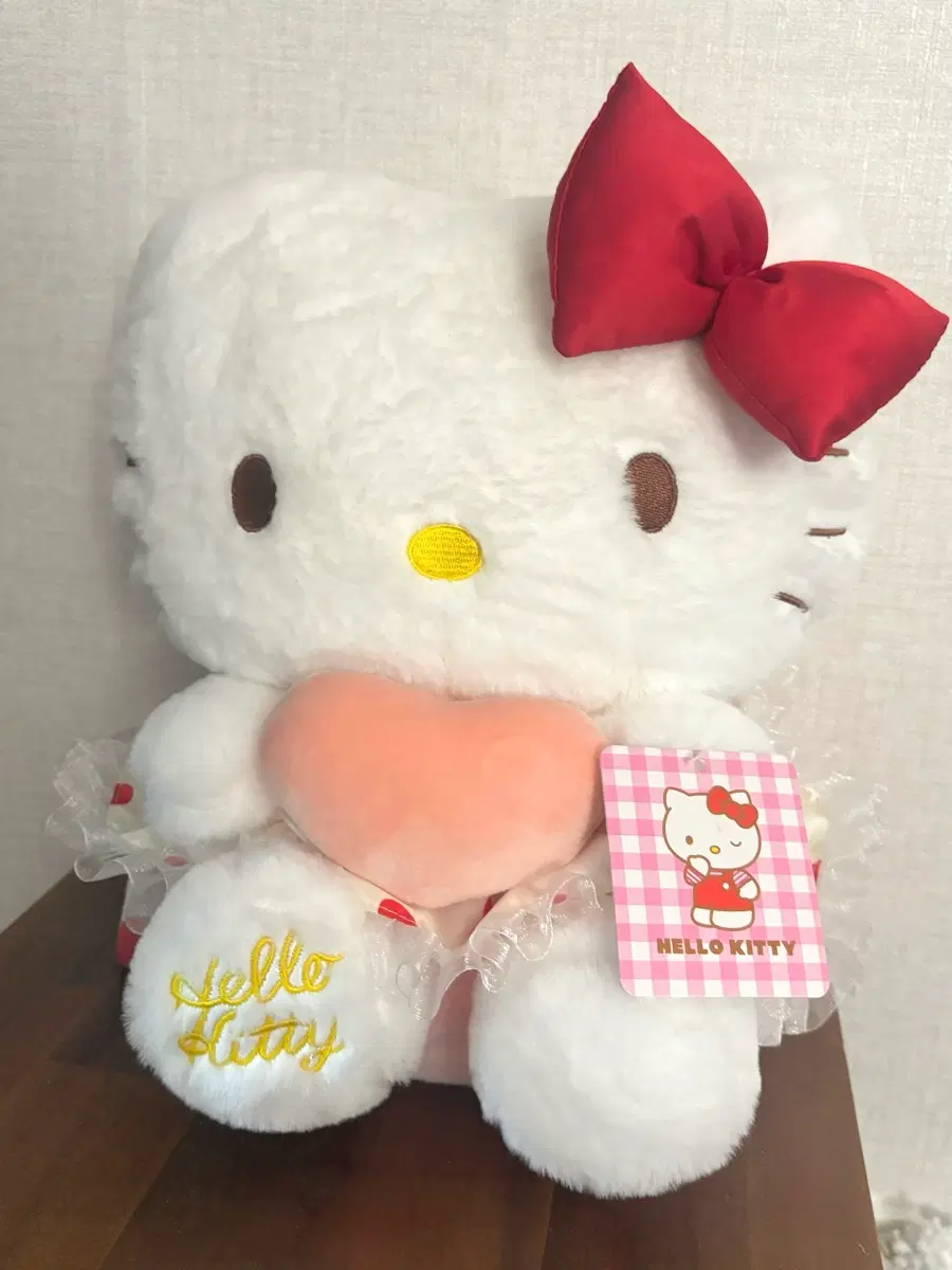 헬로키티 인형 핑크 화이트