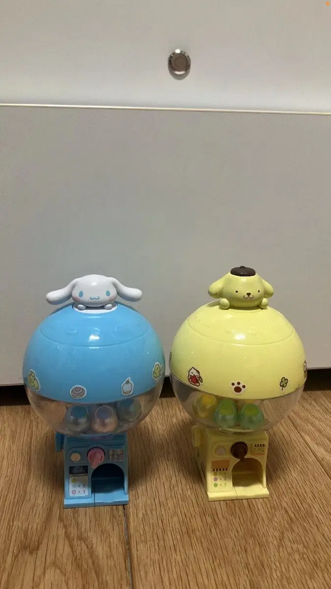 산리오 시나모롤 폼폼푸린 미니 가챠