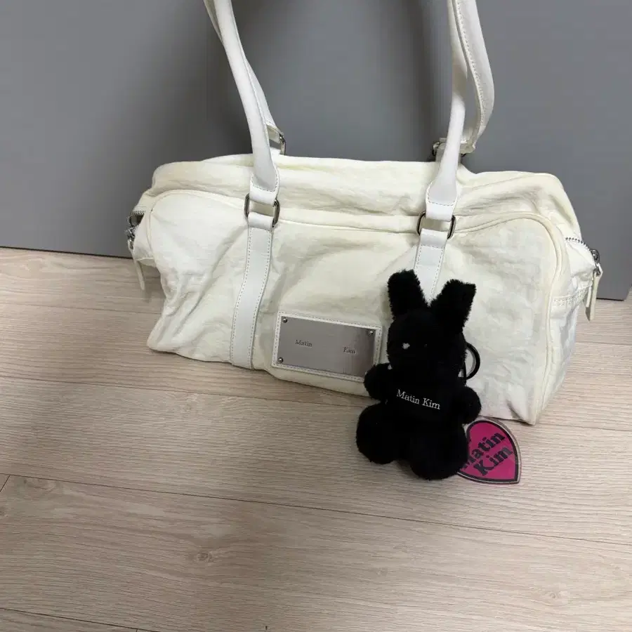 마뗑킴 숄더백 가방+토끼 키링 일괄