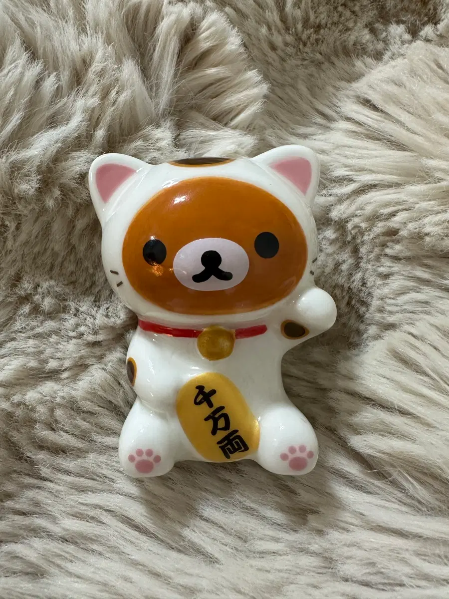 산엑스 리락쿠마 마네키네코 도기