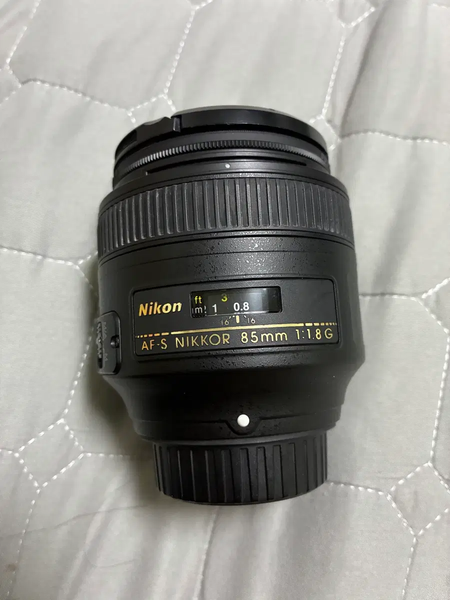니콘 AF-S NIKKOR 85mm 1:1.8G 렌즈