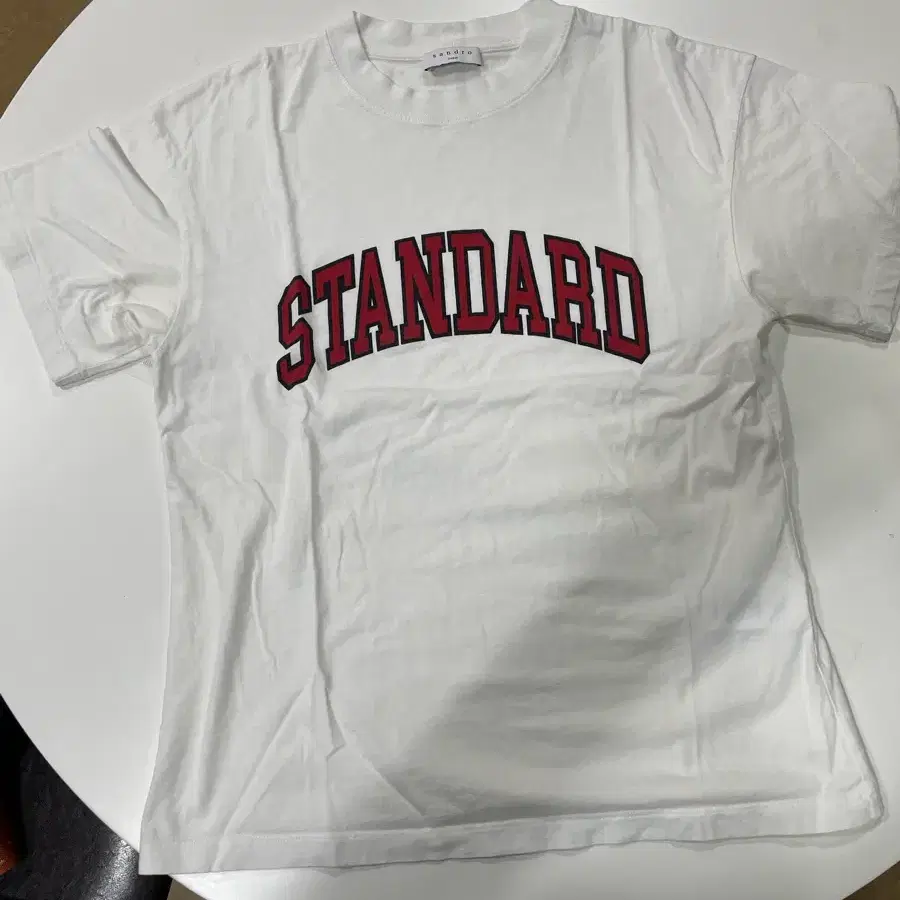 산드로 standard 프린팅 반팔