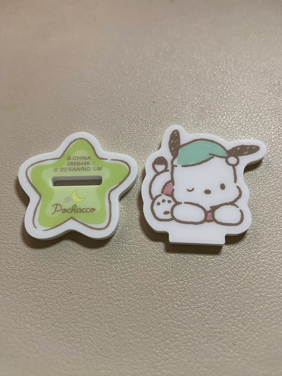 산리오 포차코 아크릴스탠딩