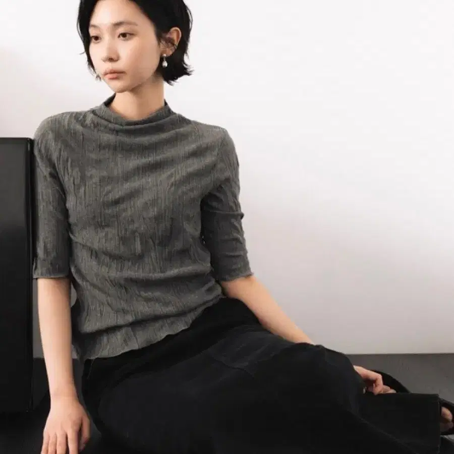 하우투 러브미 앨리 주름 티셔츠 차콜 새상품