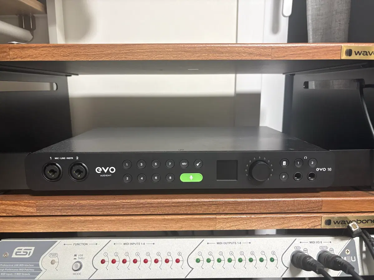Audient EVO 16 오디오 인터페이스 (랙이어, 박스 포함)