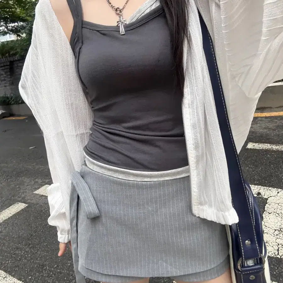 히니츠키 레이나 청순 힙걸 스트라이프 랩 스커트 그레이