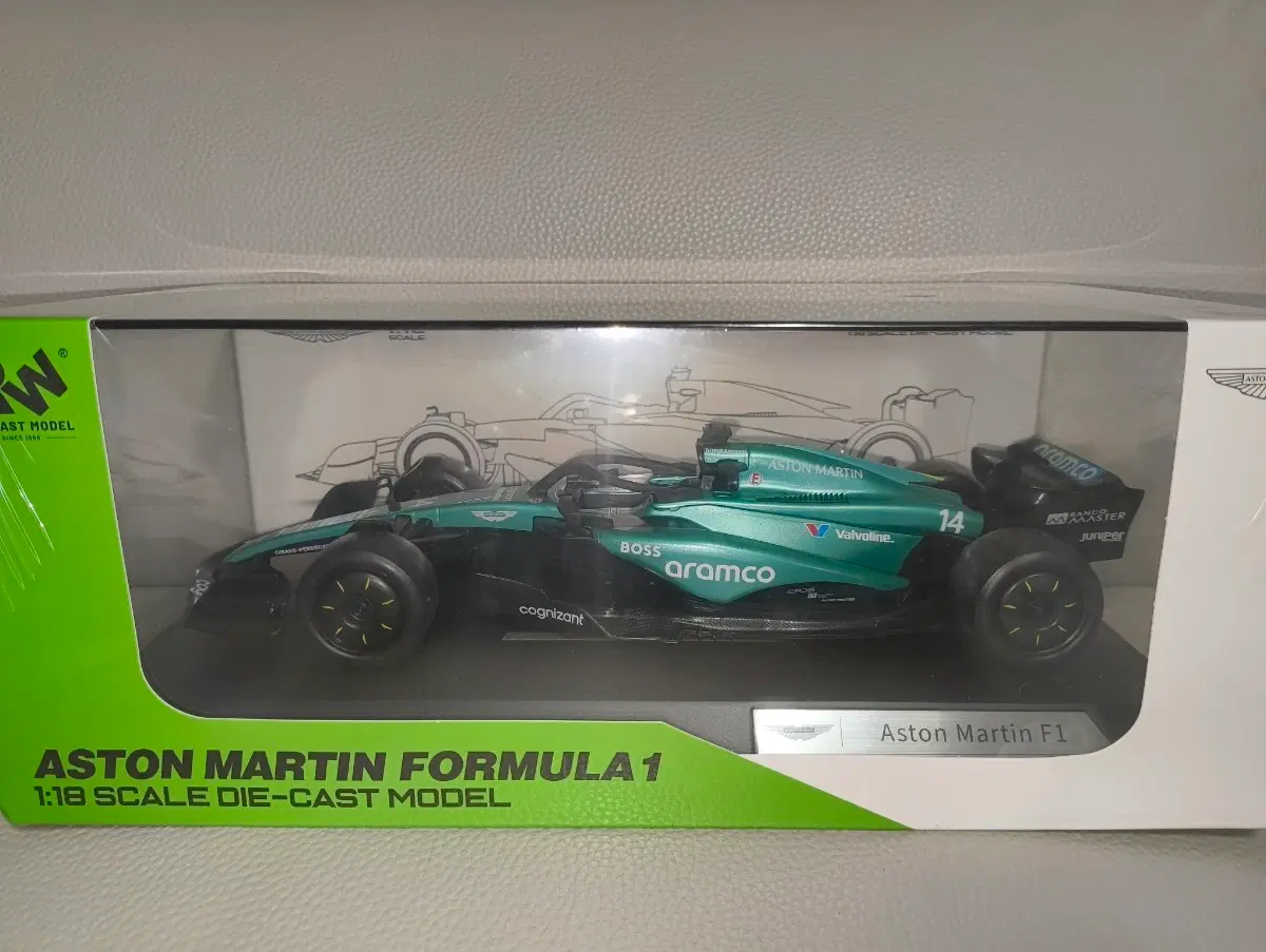 [새상품] 애스턴마틴 1/18 스케일 f1 다이캐스트