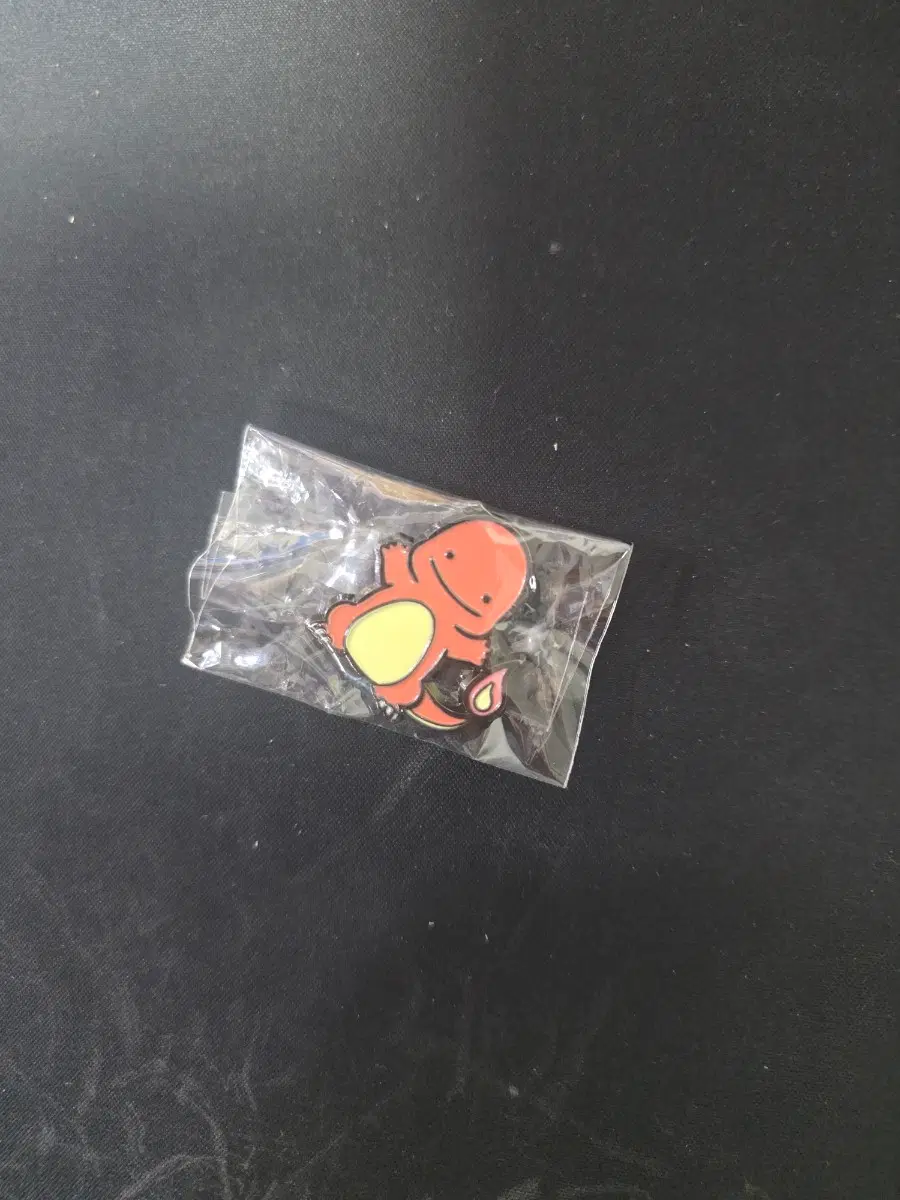 올리브영 변신메타몽 파이리 뱃지