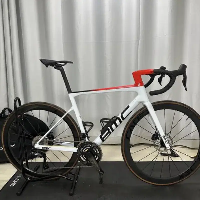Bmc 팀머신 slr01 2022 로드자전거 54사이즈판매합니다