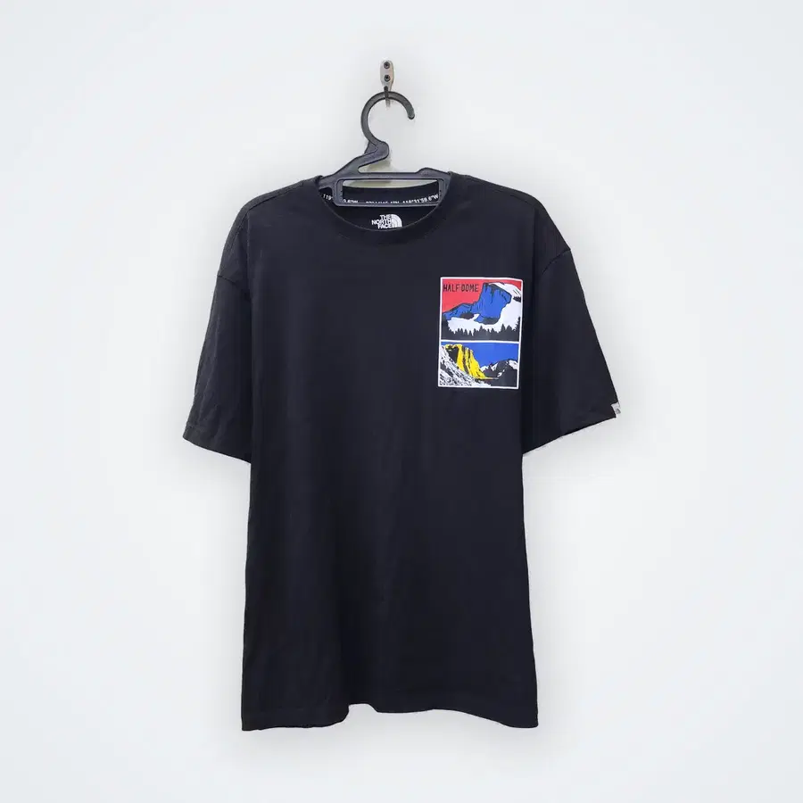 [L] THE NORTH FACE 그래픽 프린트 반팔 티셔츠 검정
