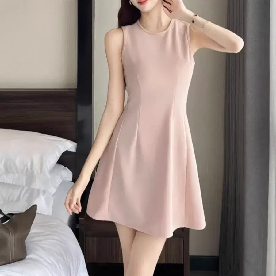 에이블리 스판 민소매 플레어 미니원피스 핑크 S/M/L