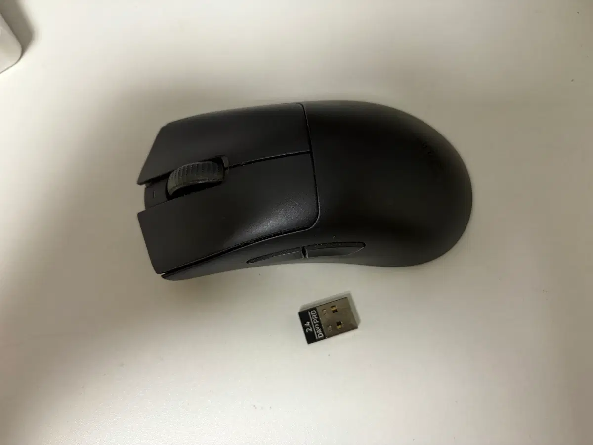 레이저 데스에더 v3 pro