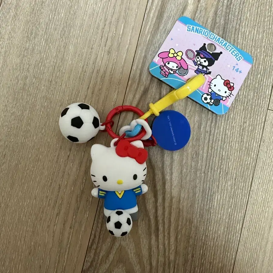 헬로키티 축구 키링
