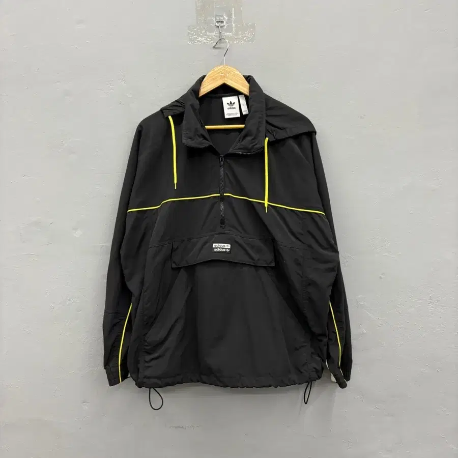 아디다스 블랙 옐로우 포인트 아노락 XL