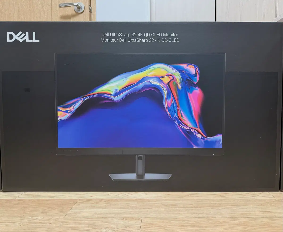Dell 델 울트라 샤프 32인치 4K QD-OLED 모니터 팝니다