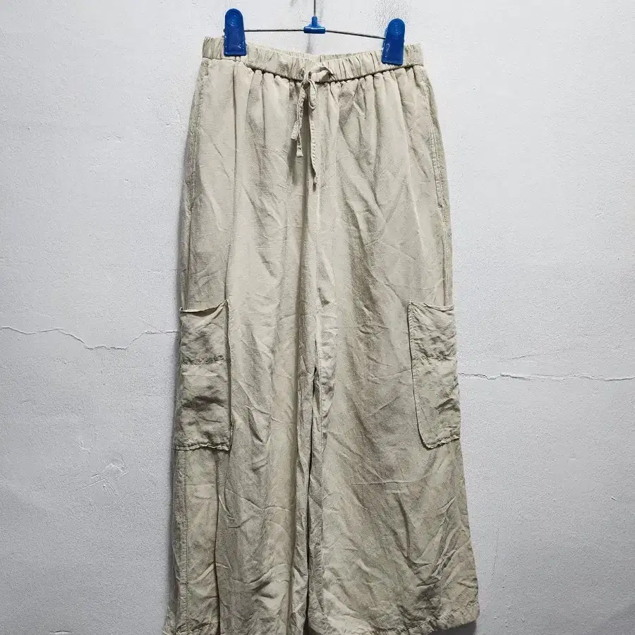 에잇세컨즈 린넨 와이드 벌룬팬츠