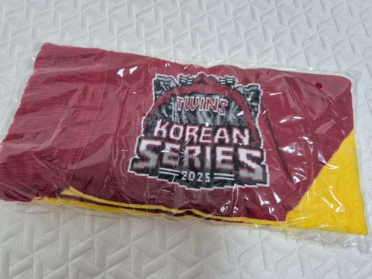 엘지트윈스 2025 한국시리즈 우승 머플러