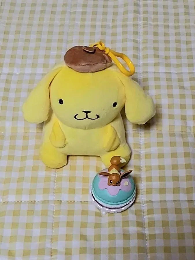마카롱 이브이+폼폼푸린 인형 키링 산리오 판매