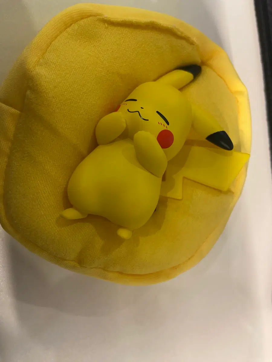 포켓몬스터 피카츄 인형 꿀잠 버전