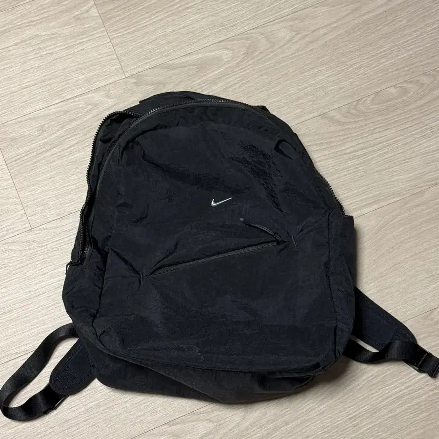 나이키 아우라 백팩 24L