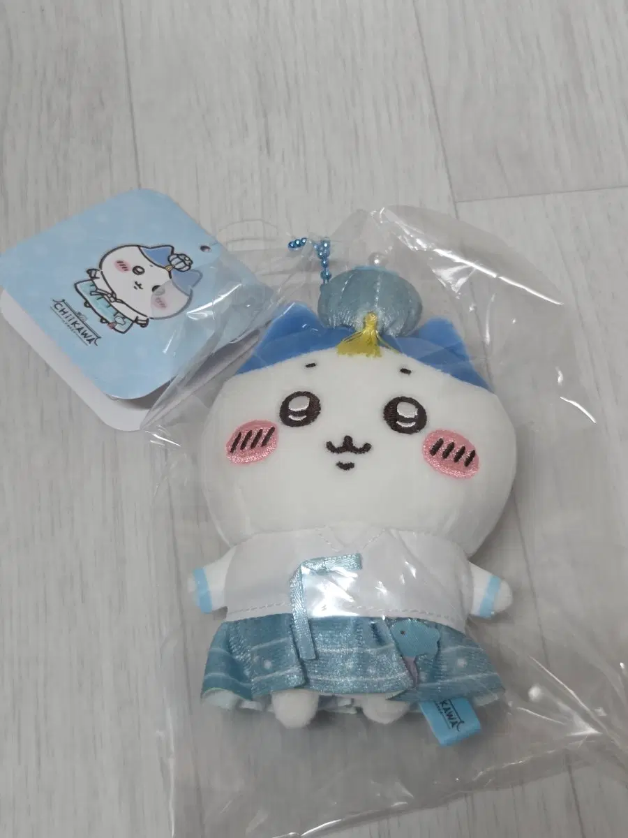 먼작귀 치이카와 한복 하치와레