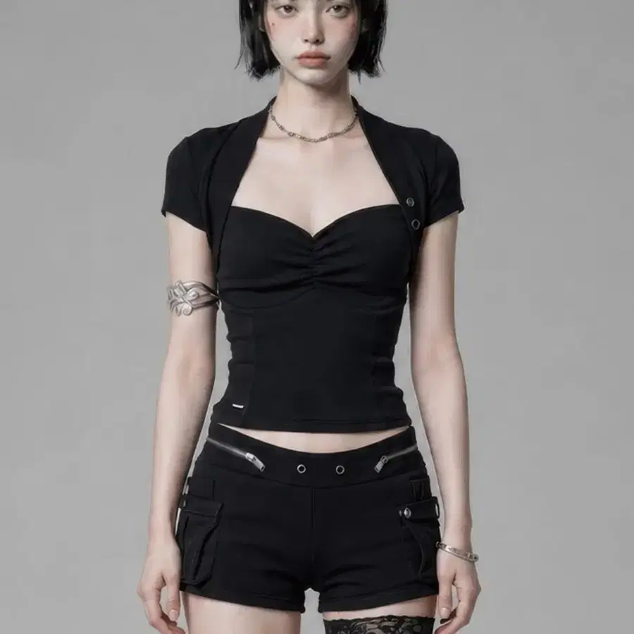 에트오소메 Shirring Eyelet Bolero Top (Black)