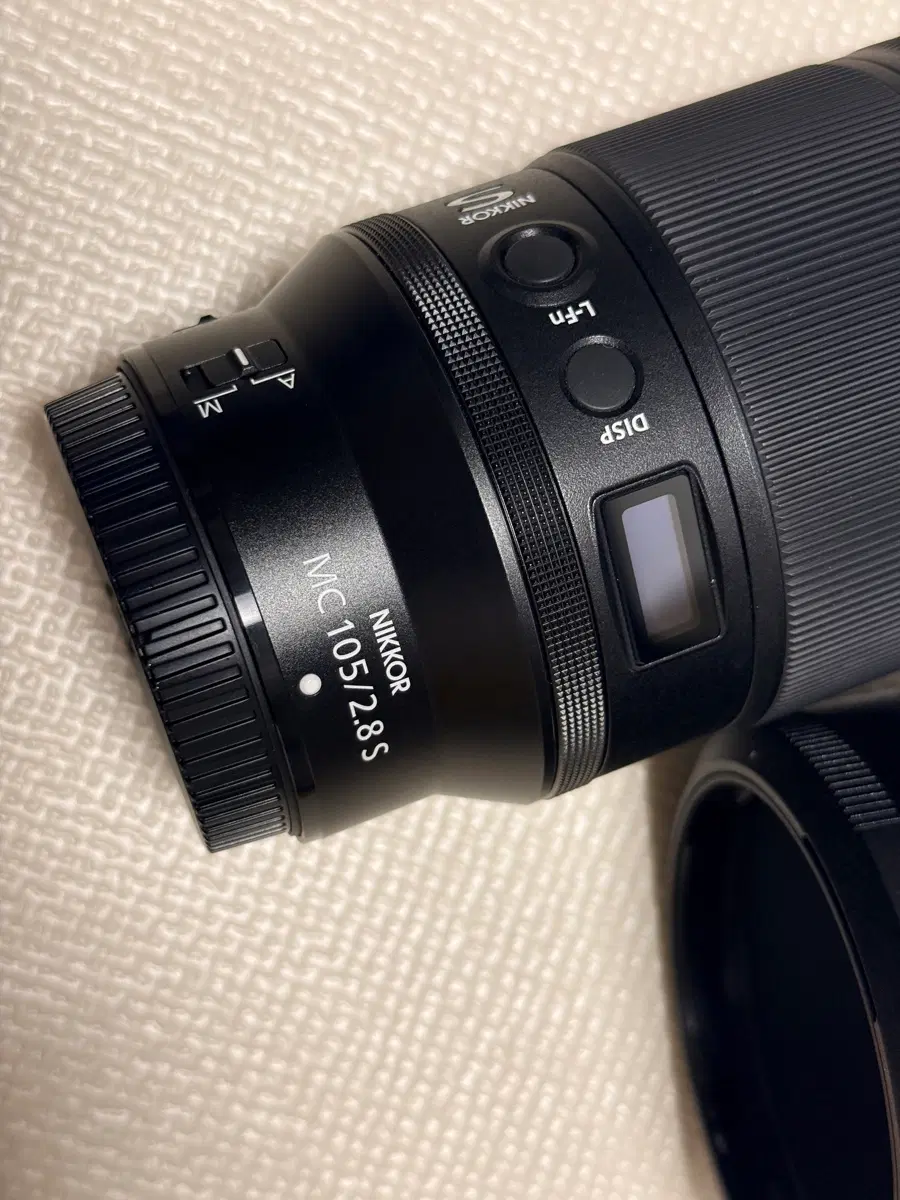 니콘 Z MC 105mm F2.8 VR S 렌즈