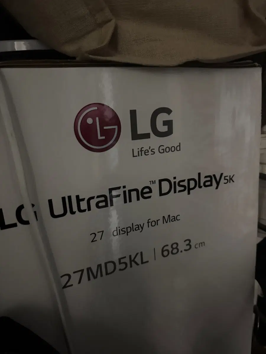 LG 울트라파인 디스플레이 5K 27인치 27MD5KL
